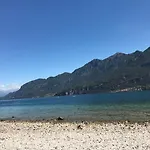 Iuli Tra E Montagna Διαμέρισμα *