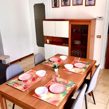 Апартаменты Iuli Tra E Montagna